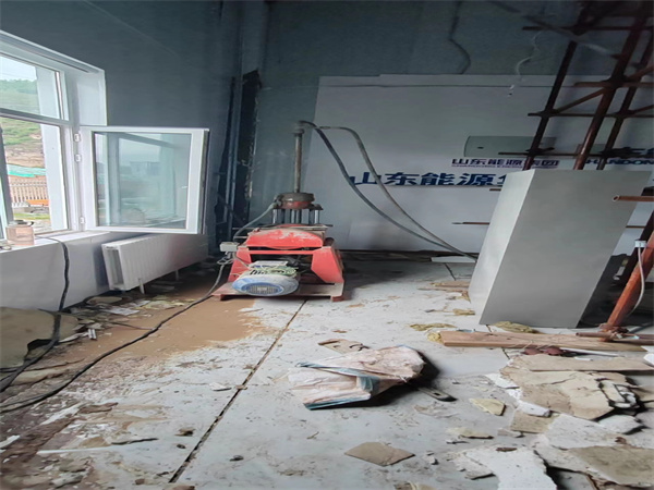 岑溪地基基础下沉墙体裂缝加固注浆顶升施工